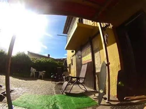 Auberge de jeunesse Surftolive House à Somo Espagne